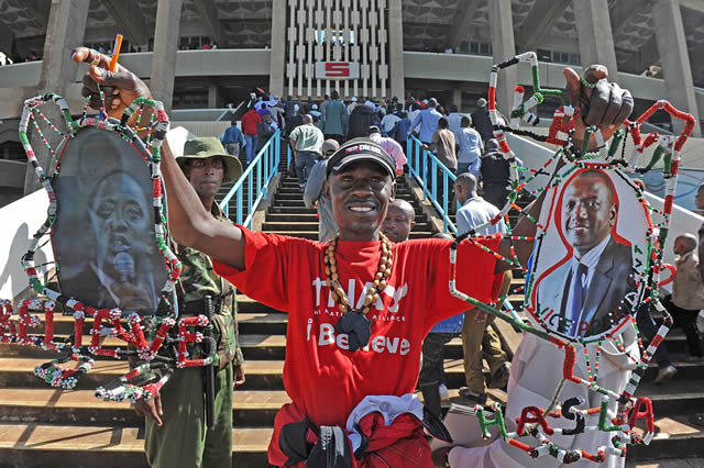 Supporters arriving during the inauguration ceremony held at the Kasarani sports complex in Nairobi. Source: GCIS