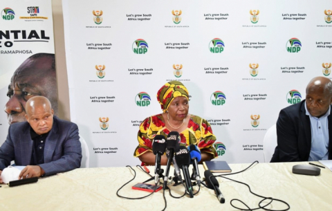 Ministers Mondli Gungubele and Dr Nkosazana Dlamini-Zuma and North West Premier Bush Maape at a briefing ahead of the Presidential Imbizo.